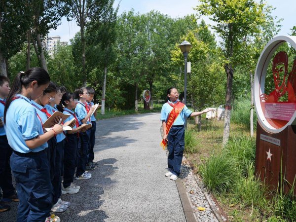 鼎冠配资 沧州市新华区：红色研学育家国情怀